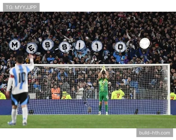 梅西vsC罗:历史地位对比与综合影响力分析 梅西vsC罗:历史地位对比与综合影响力分析